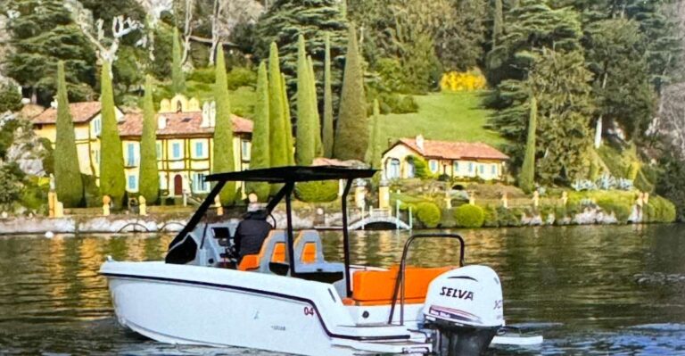 Lake Como: 1 Hour Private Boat Tour With Driver