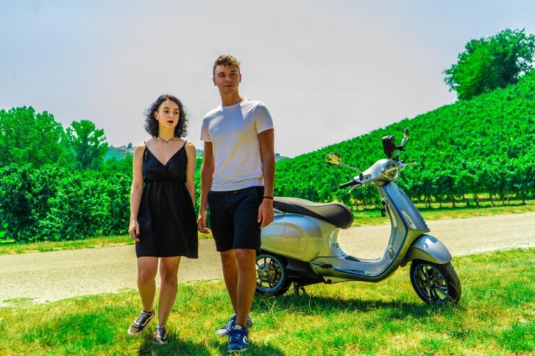 LANGHE : Guided Vespa Tour in the Barolo Hills