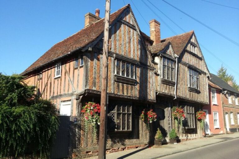 Lavenham: Medieval Village Self-Guided Audio Tour