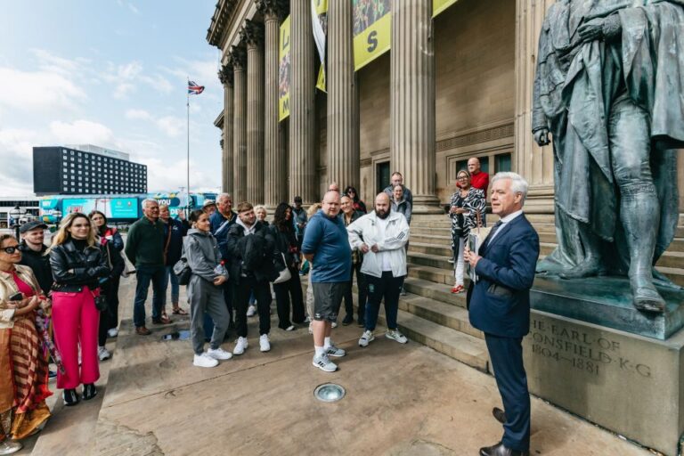 Liverpool: Official Peaky Blinders Half-Day Tour