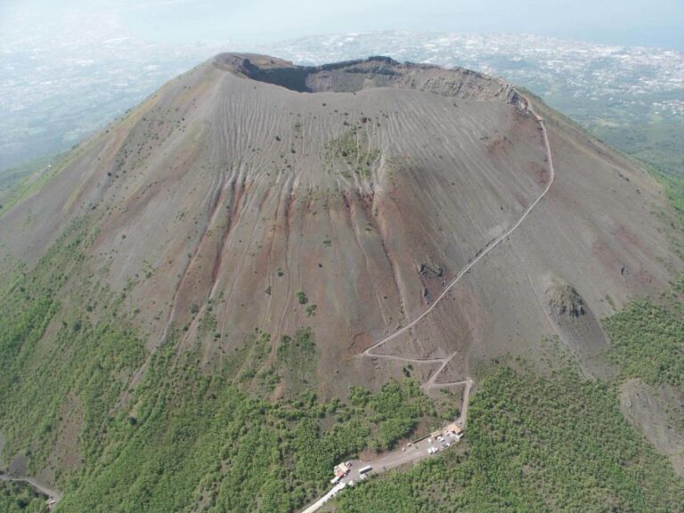 Naples: Pompeii & Herculaneum With Tickets and Wine Tasting