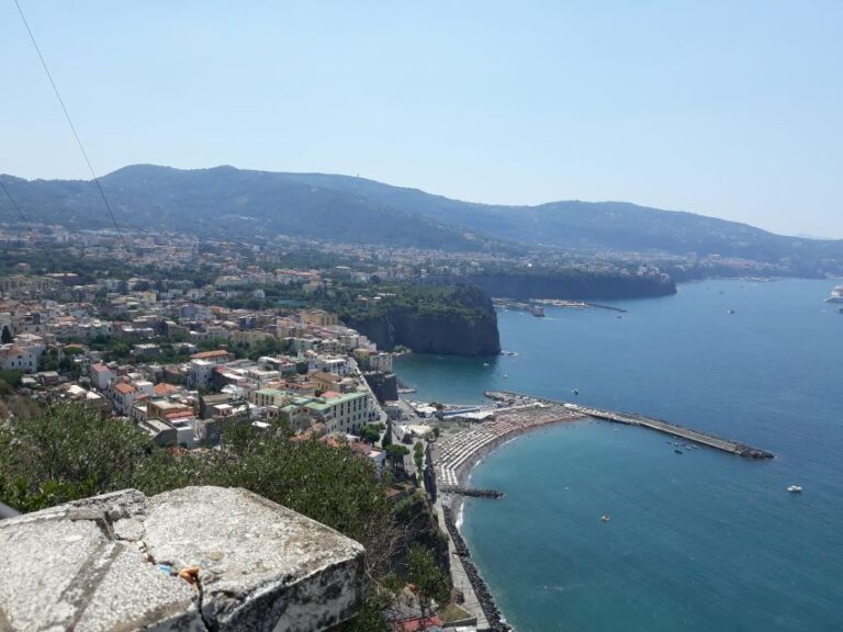 Naples: Positano & Sorrento Private Day Tour