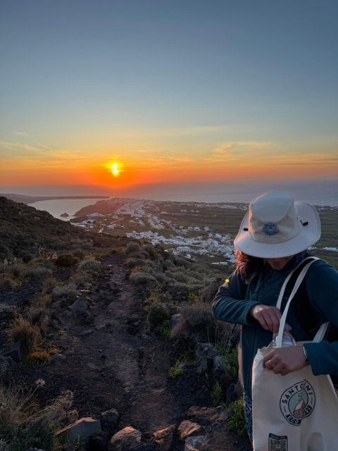 1 santorini sunset walking tour in caldera path with tasting Santorini: Sunset Walking Tour in Caldera Path With Tasting