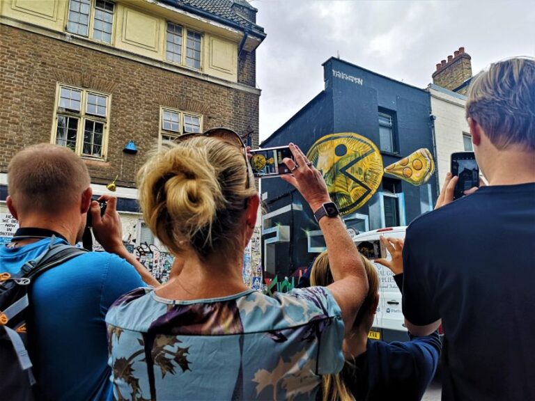 The Original London Street Art Tour (French)