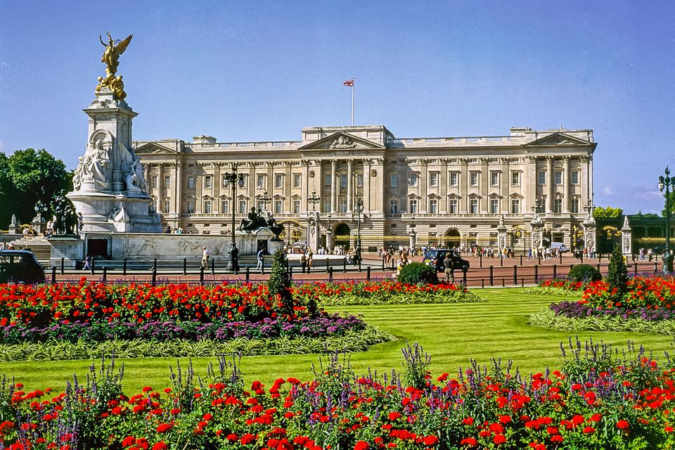 Buckingham Palace: The State Rooms Entrance Ticket - Experience