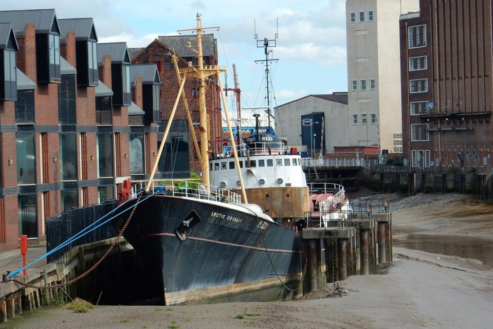 Hull: Quirky Self-Guided Smartphone Heritage Walks - Hidden Gems and Addictive Clues