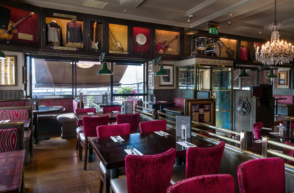 London: Hard Rock Cafe With Set Menu for Lunch or Dinner - Experience Highlights and Inclusions