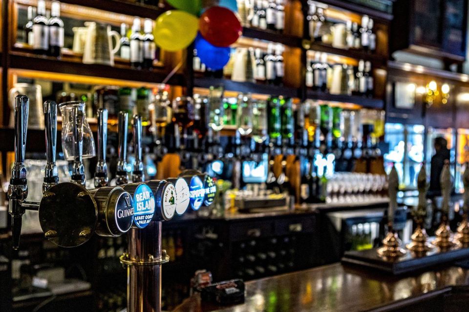 London Pub Crawl: Audio Tour Through the Greatest Pubs - Audio Guide Highlights