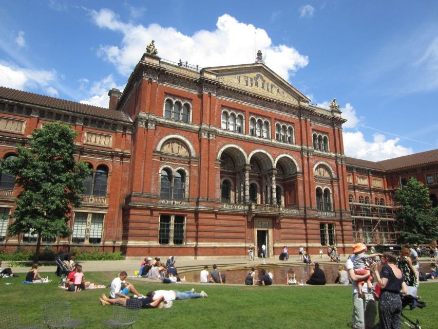 London: Victoria and Albert Museum Self-Guided Audio Tour - Museum Collection Overview