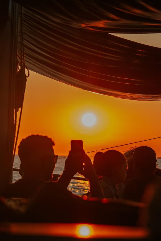 Queen Bee Sunset Cruise With Swim Stops and Dinner - Booking Information