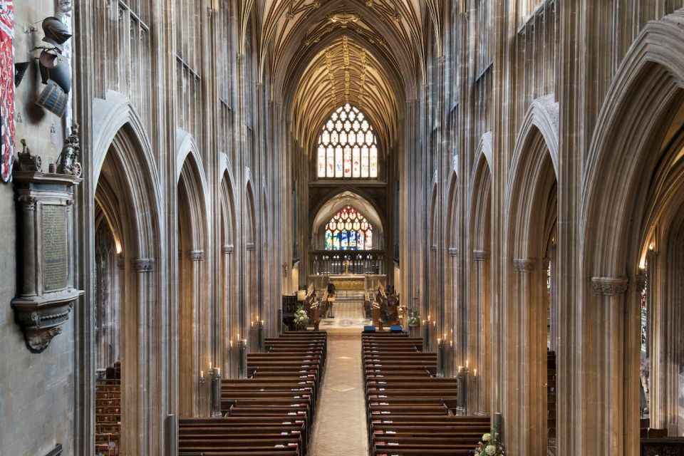 St Mary Redcliffe Church Bristol: Guided Tour - Language and Highlights
