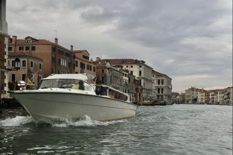 Venice: Private Transfer From Train Station by Water Taxi - Booking Information