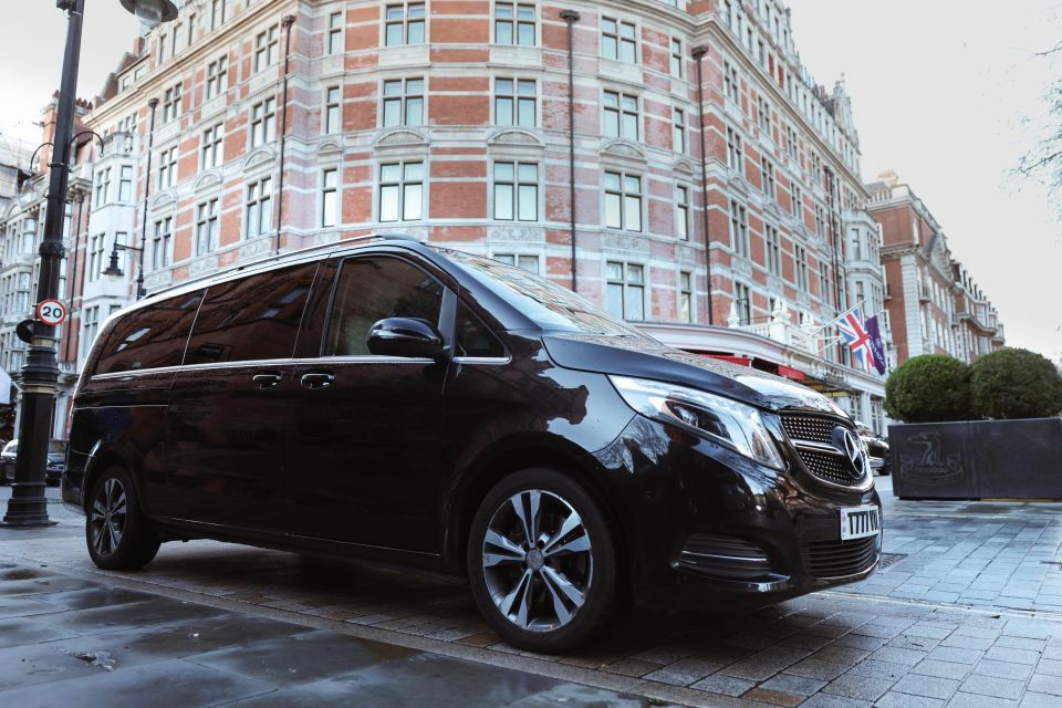 Airport Transfer Heathrow Airport - London/Mercedes V Class - Driver Languages and Group Size
