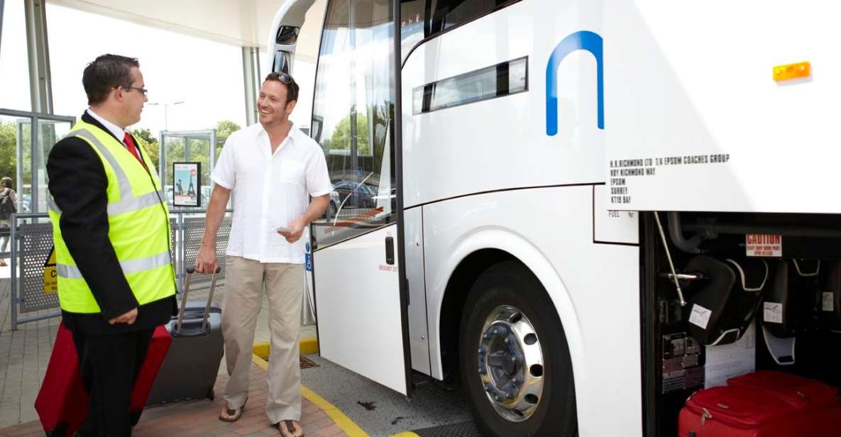 Bus Transfer Between Heathrow and Gatwick Airports - Amenities and Accessibility