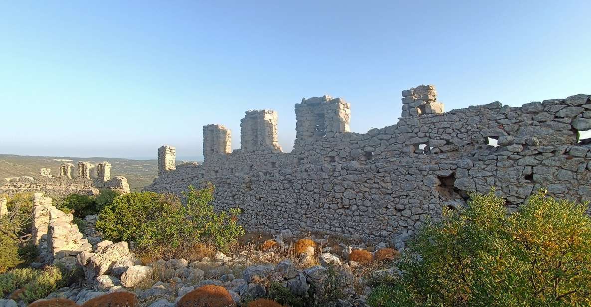 Chios:Armolia Castle Hiking Tour - Castle Visit Experience