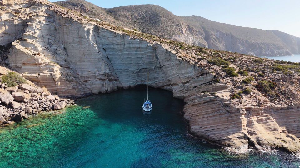 Paros Antiparos: Full-Day Sailing Cruise With Lunch & Drinks - Detailed Itinerary