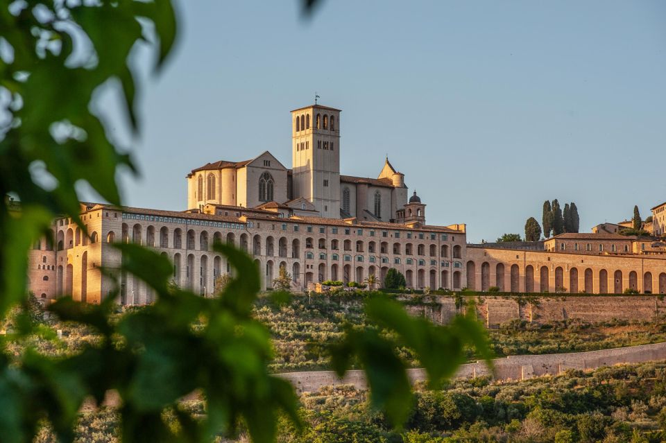 Assisi on the Footsteps of St. Francis and Carlo Acutis - Languages and Starting Location
