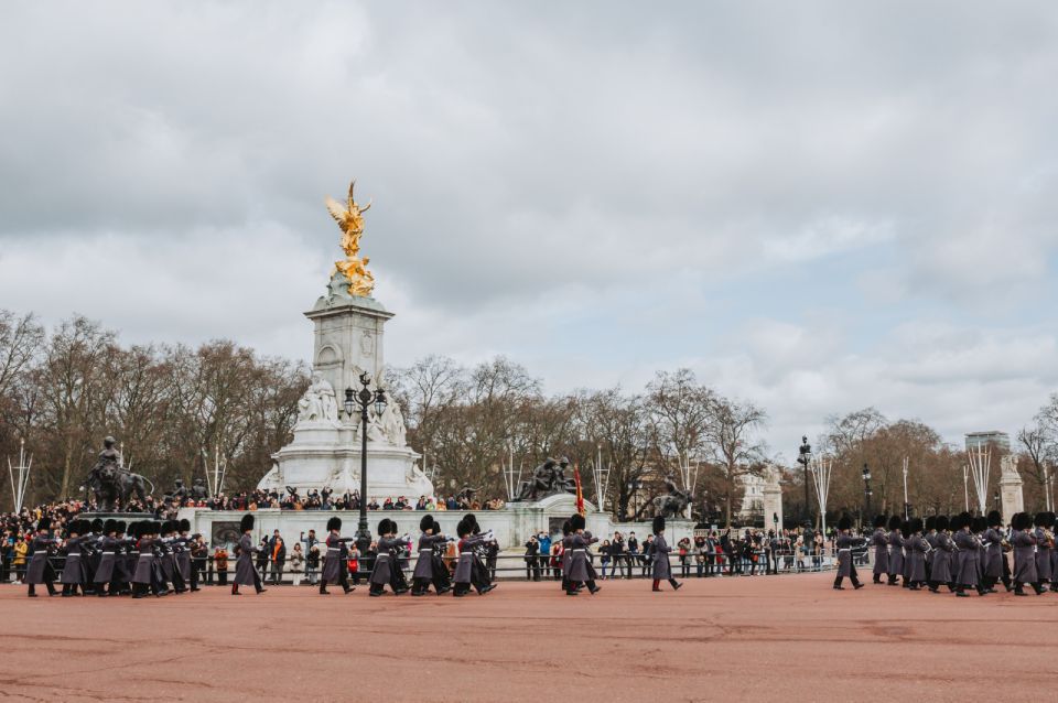 London: Royal History Walk Self Guided Tour - Activity Details