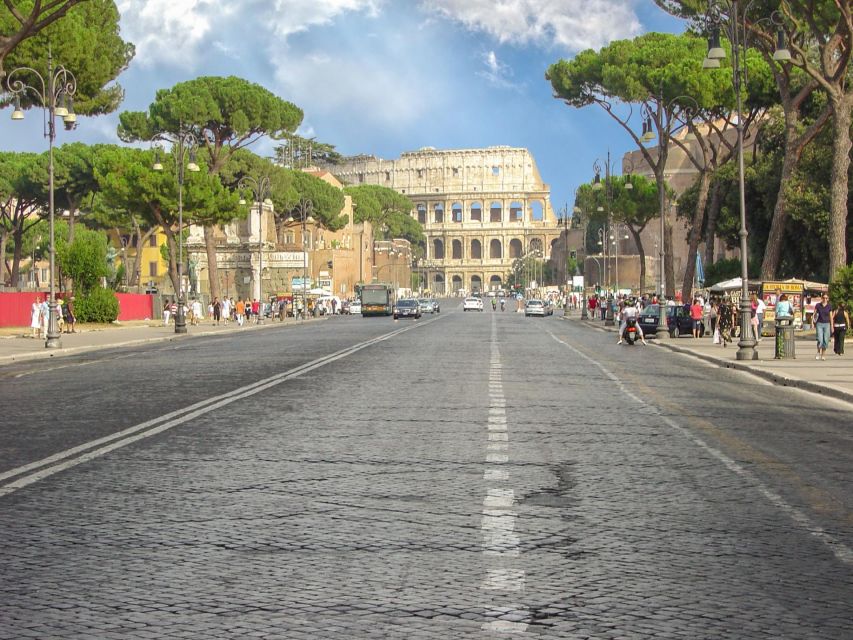Rome: Colosseum & Ancient Rome Priviate Tour - Tips for Visitors