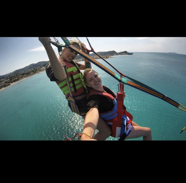 Corfu: Parasailing Experience for 2 in Sidari - Spectator Policy