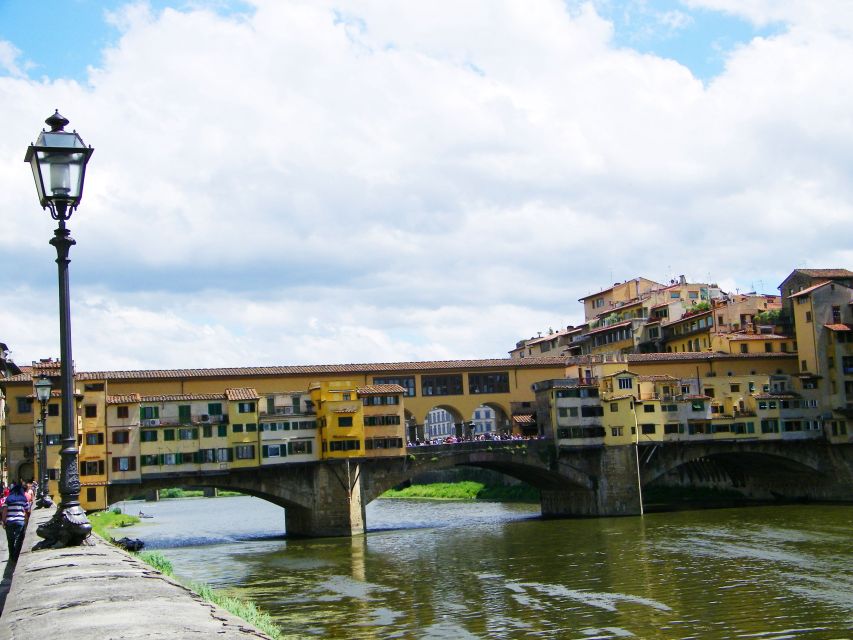 Florence: Private Walking Tour & Piazza Della Signoria - Common questions