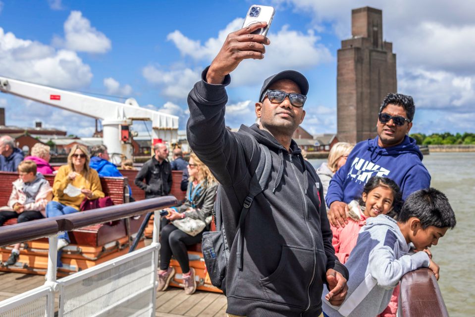 Liverpool: Sightseeing River Cruise on the Mersey River - Traveler Feedback