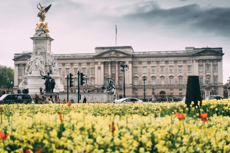 London: Royal History Walk Self Guided Tour - Highlights of the Experience