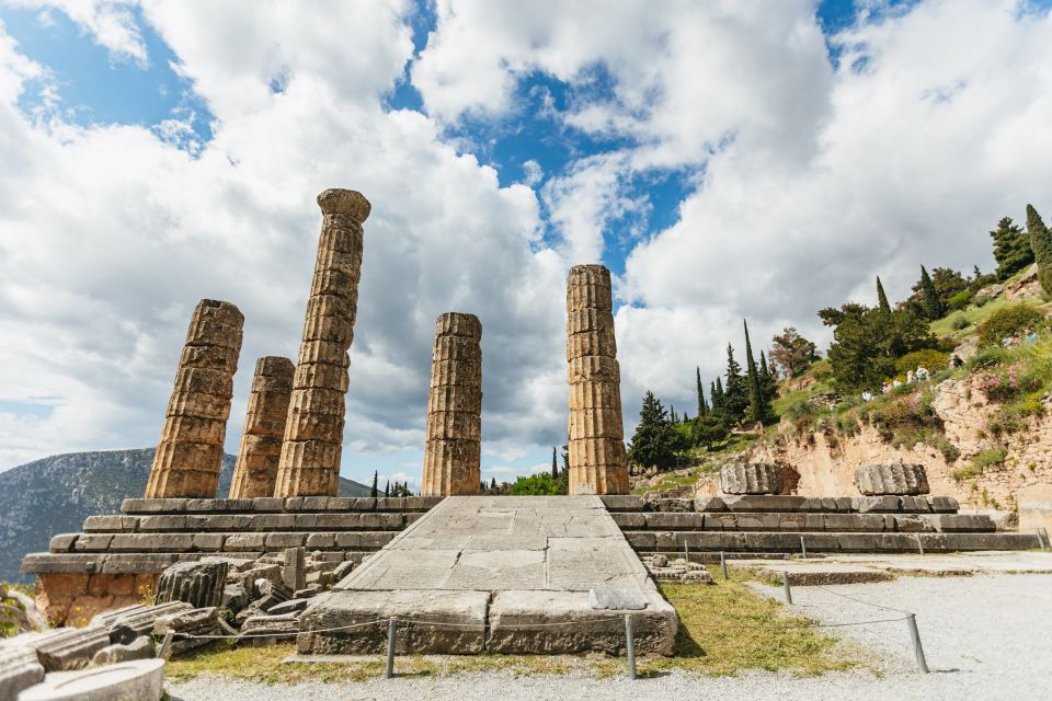 From Athens: Day Trip to Delphi and Arachova - Recommendations for Visitors