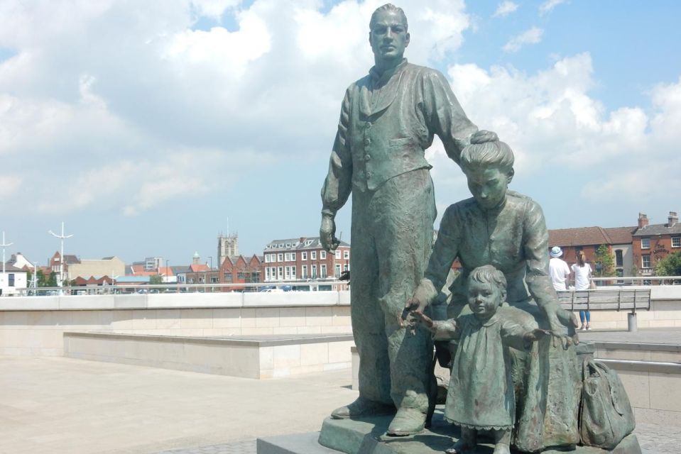 Hull: Quirky Self-Guided Smartphone Heritage Walks - Self-Guided Walk Through Hull