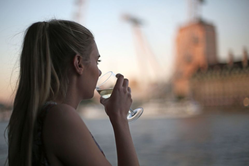 London: River Thames Evening Cruise With Bubbly and Canapés - Last Words