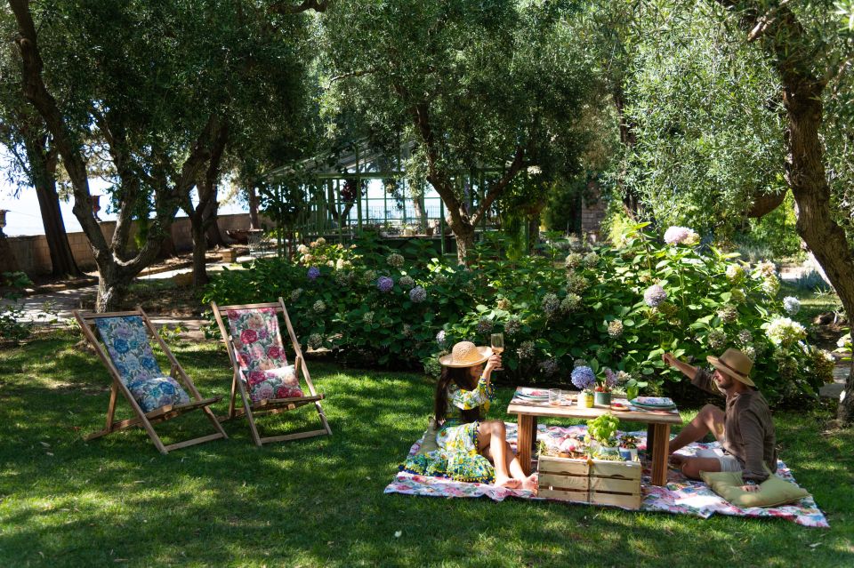 Sorrento: Botanical Picnic in the Gardens of Villa Zagara - Languages and Accessibility