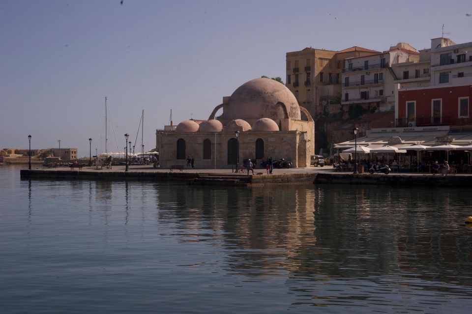 Heraklion: Chania, Rethymno and Kournas Lake Tour With Guide - Language Options