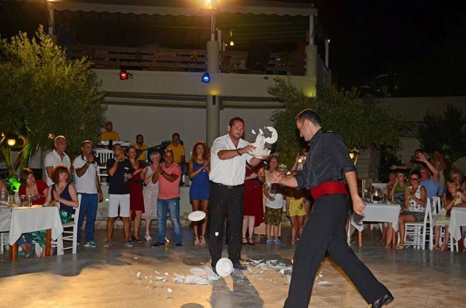 Kos: Tavern Dinner Experience With Greek Dancing and Wine - Recommendations and Tips