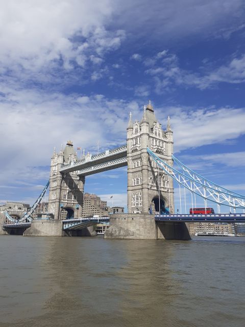 London: Medieval History Walking Tour From the Tower - Last Words