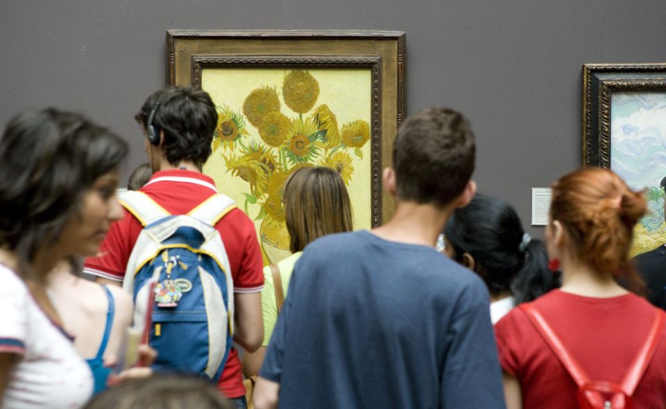 London: National Gallery Guided Tour and Afternoon Tea - Common questions