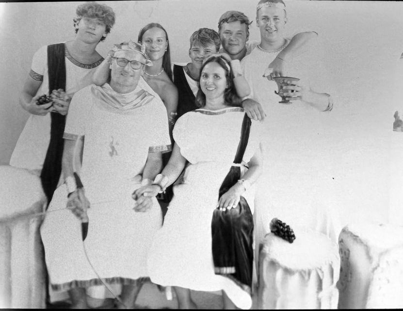 Private Wine Toga Party With Vintage Photo Shooting - Group Size Limit