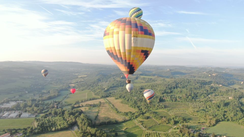 1-Hour Hot Air Balloon Flight Over Tuscany From Lucca - Common questions