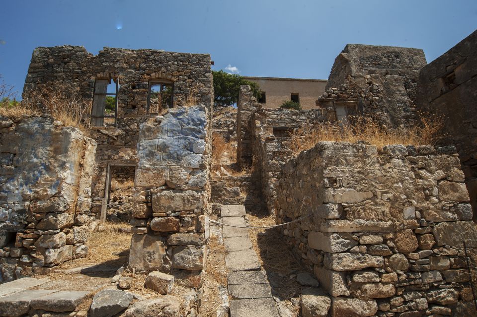 Crete: Agios Nikolaos, Plaka and Spinalonga Island Tour - Common questions