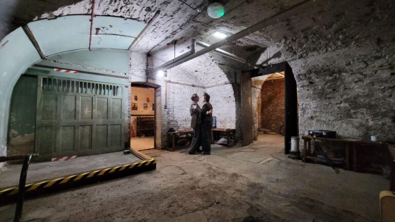 Bristol: St. Nicholas Market and Air Raid Shelter Tour