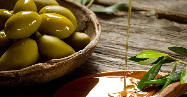 CRETAN HERITAGE: OLIVE OIL,HONEY,POTTERY,HISTORY