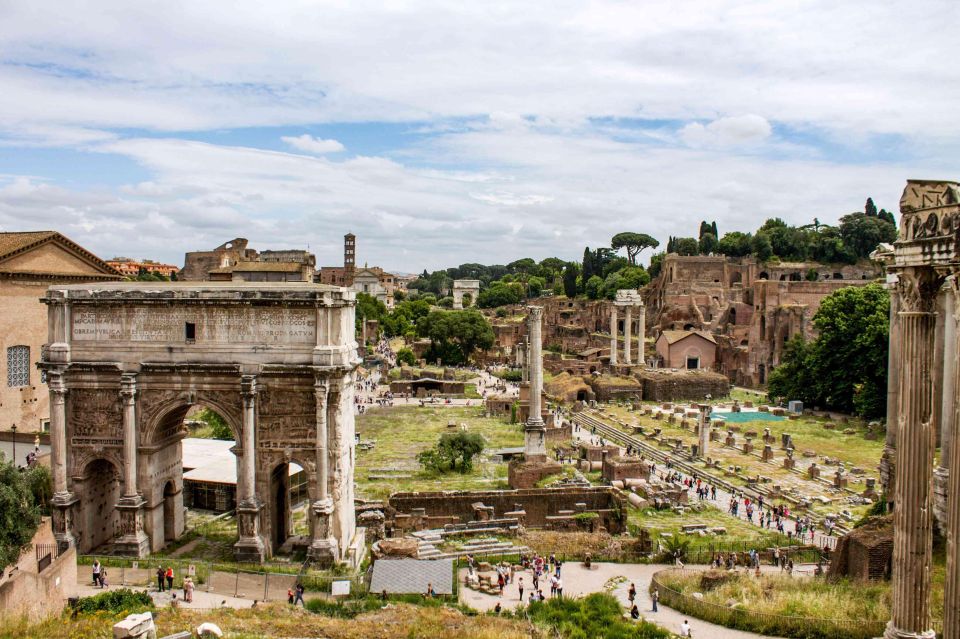 Rome: Colosseum, Roman Forum & Palatine Hill Private Tour - Key Points