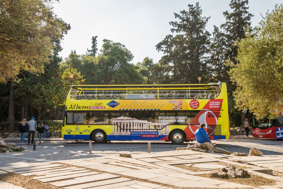 Athens: City and Seaside Yellow Hop-on Hop-off Bus Tour