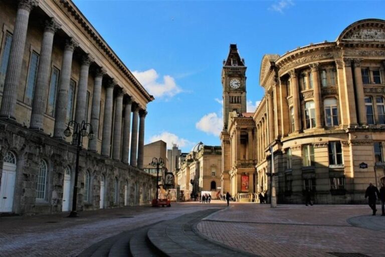 Birmingham : Must-see Attractions Private Walking Tour