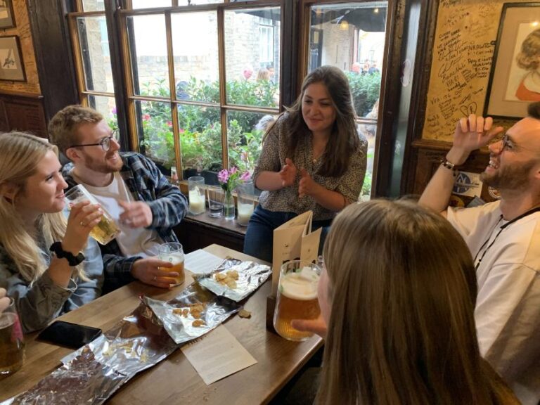 Cambridge: Heritage Pub Guided Walking Tour