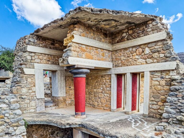 Crete: Knossos Palace, Heraklion City, Market Guided Tour