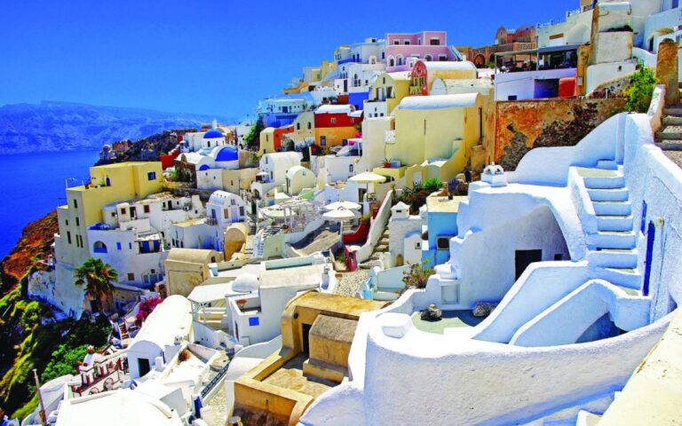 From Naxos: Santorini Day Trip by Boat With Highlights Tour