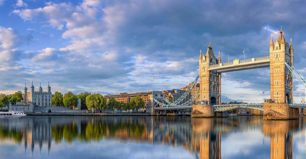 London: Westminster to Tower Bridge River Thames Cruise