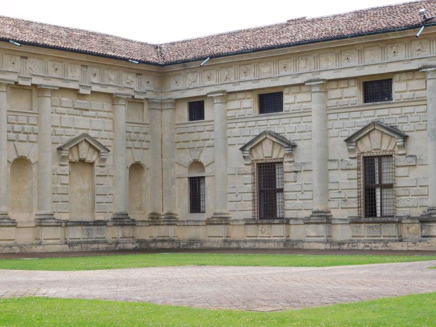 Mantua Private Guided Walking Tour