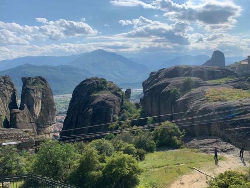 1 midday tour in meteora from kalabakas trainstation Midday Tour in Meteora From Kalabakas Trainstation