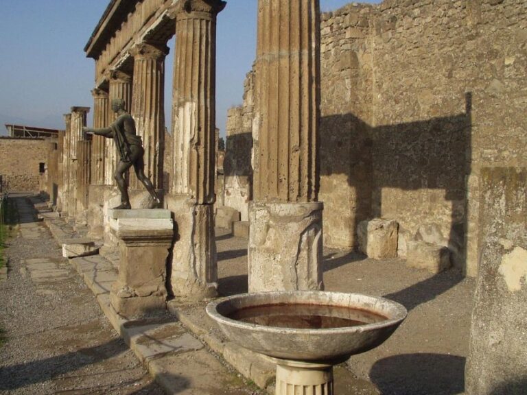 Pompeii and Mount Vesuvius Wine Tasting Private Tour